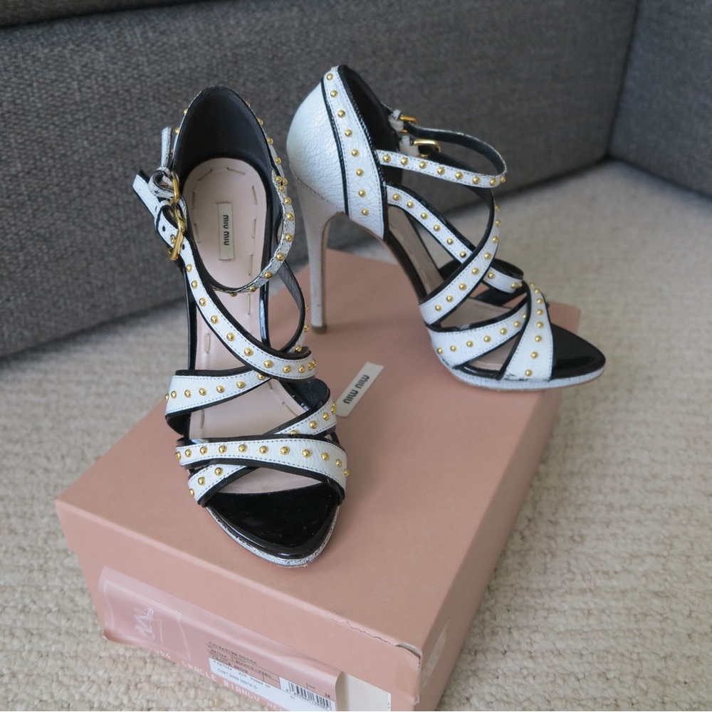 Miu Miu White Studded Crackled
Leather Ankle-Strap Sandals Size 38